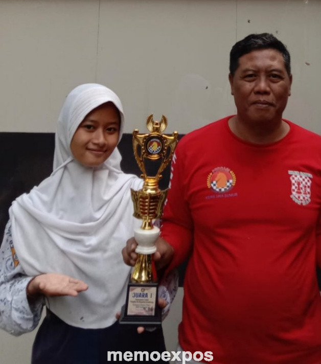 Tekun Berlatih di Klub Catur Pionmas dan Didukung Kepala Sekolah, Istiana Berhasil Melaju ke Kejurprov Jatim