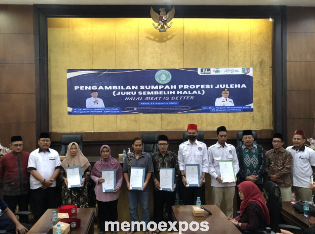 Pengambilan Sumpah Juru Sembelih Halal di Jombang, Pastikan Kehalalan Daging di Masyarakat