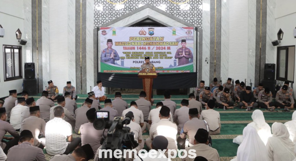 Polisi di Kota Santri Peringati Maulid&nbsp;Nabi
